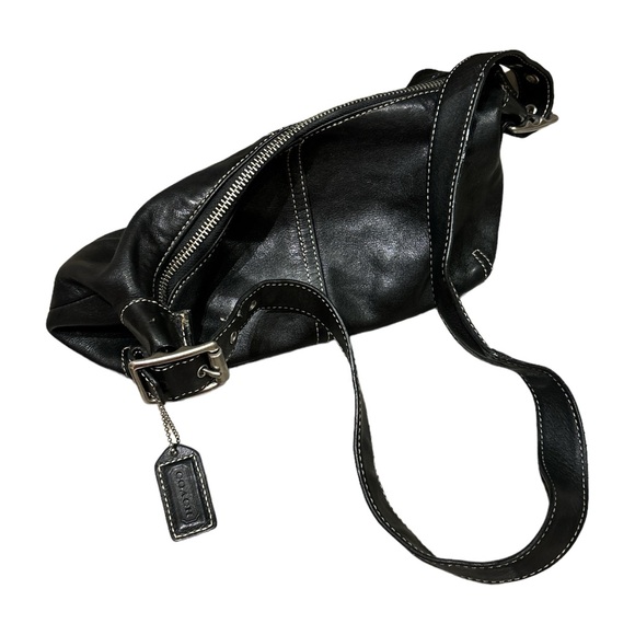 Coach Y2K Black Leather Shoulder Bag | 90s/2000s Baguette Purse - Picture 4 of 4